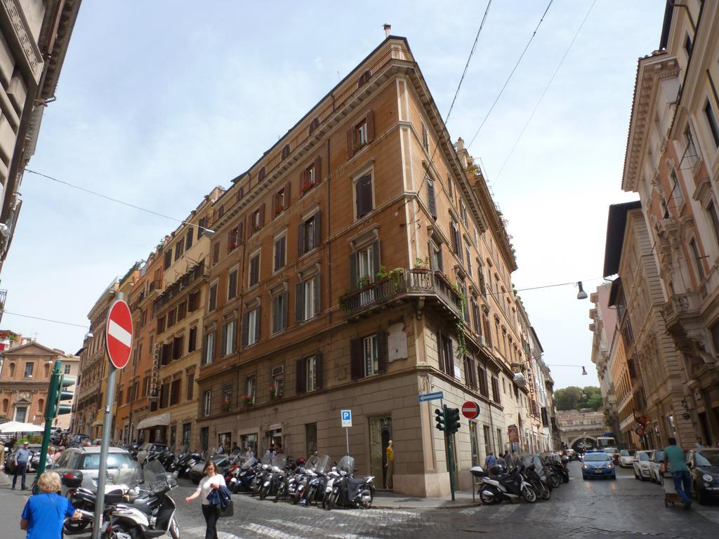 Domus Spagna Capo Le Case Rom Exterior foto